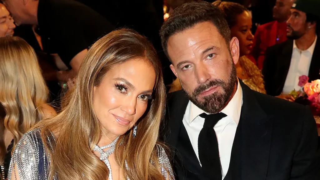 stars Jennifer Lopez and Ben Affleck