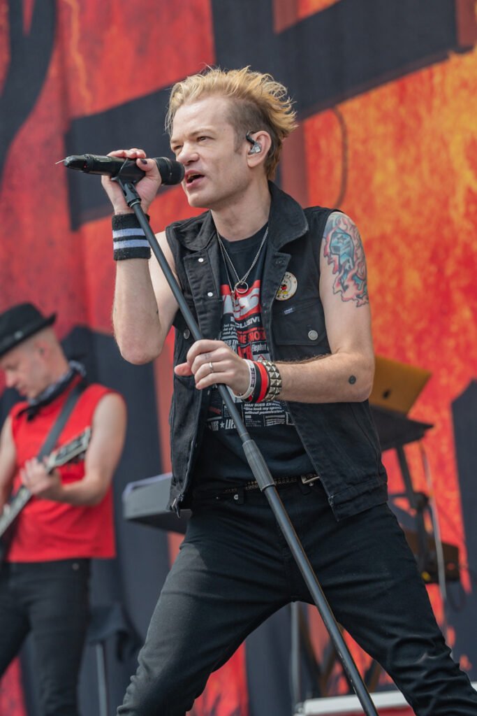 Deryck Whibley